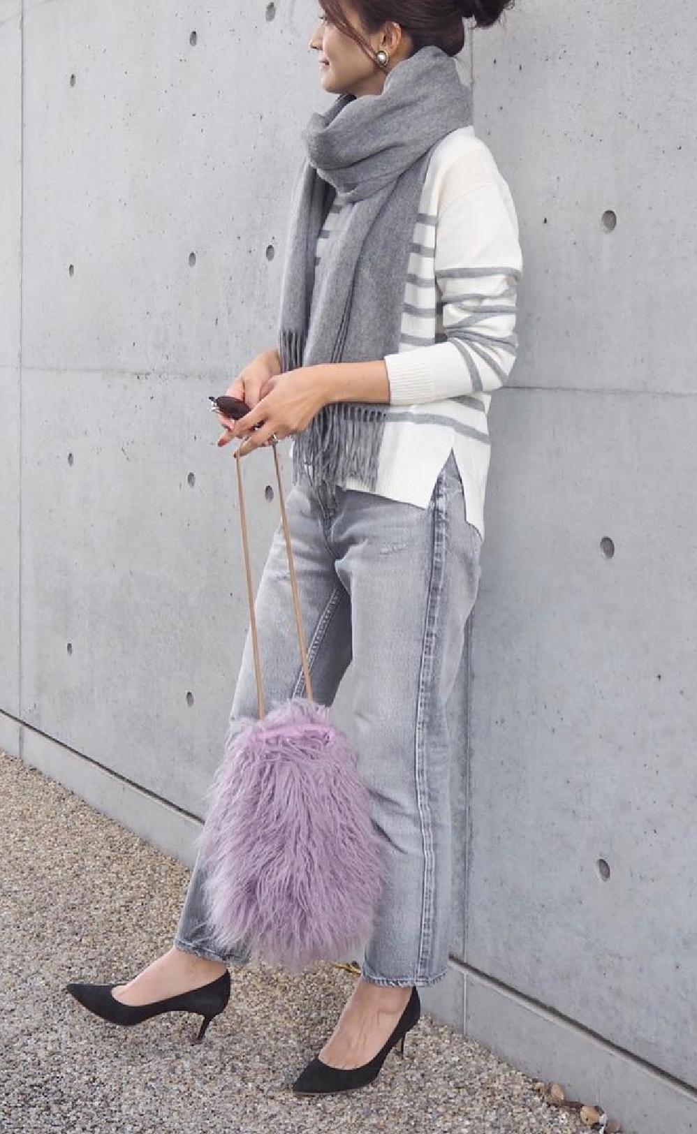 围巾披肩当上衣的系法简单,时尚一点的简单披肩