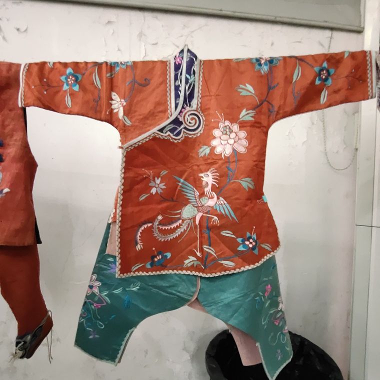 少数民族服装与服饰传承,儿童传统服饰