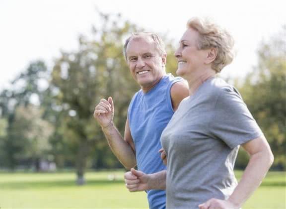 17岁高中生老想吐怎么了,17岁中学生呕吐去世