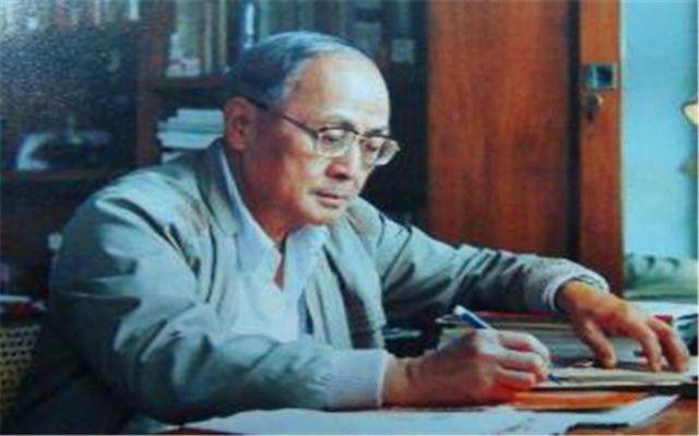 一落魄台籍老农回乡,中组部严肃调查:恢复*党**籍,享受干部待遇