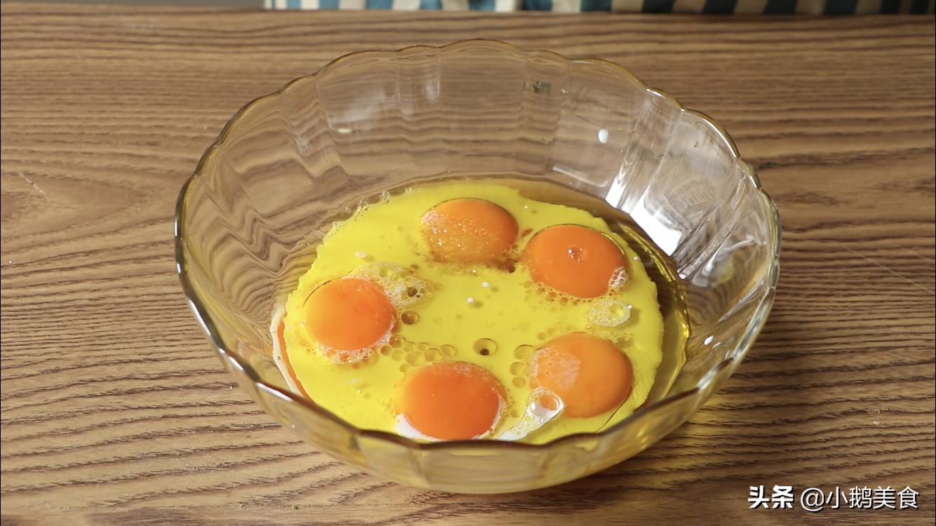 不用烤箱只用蒸就能做出来蛋糕,没有烤箱可以做的蛋糕视频