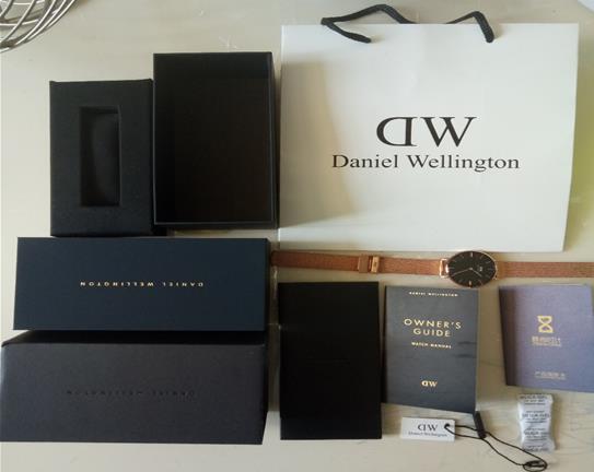 怎么辨别dw手表真假,dw手表怎么样分辨真假