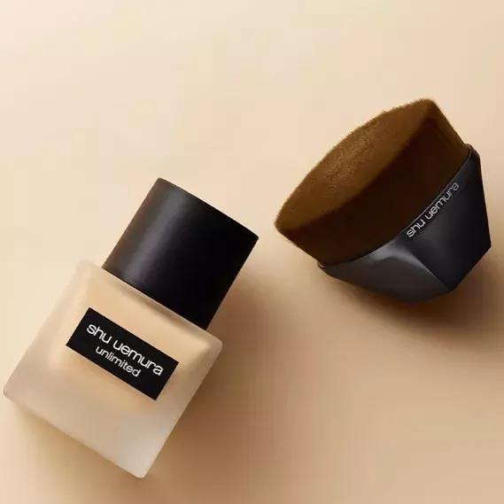 ysl逆龄和娇兰金钻粉底液测评,娇兰粉底液和ysl哪个好用