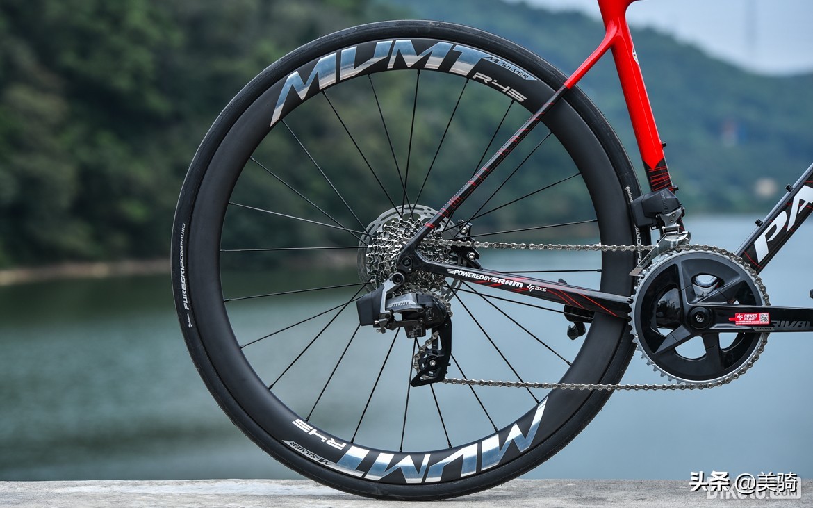 瑞豹robinevo和sparksramevo对比,瑞豹无线电变公路车