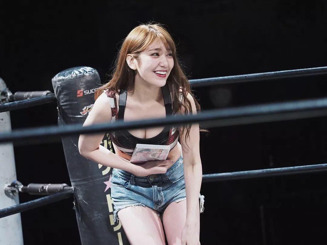 日本美少女摔跤手,日本女子摔跤可爱呆萌