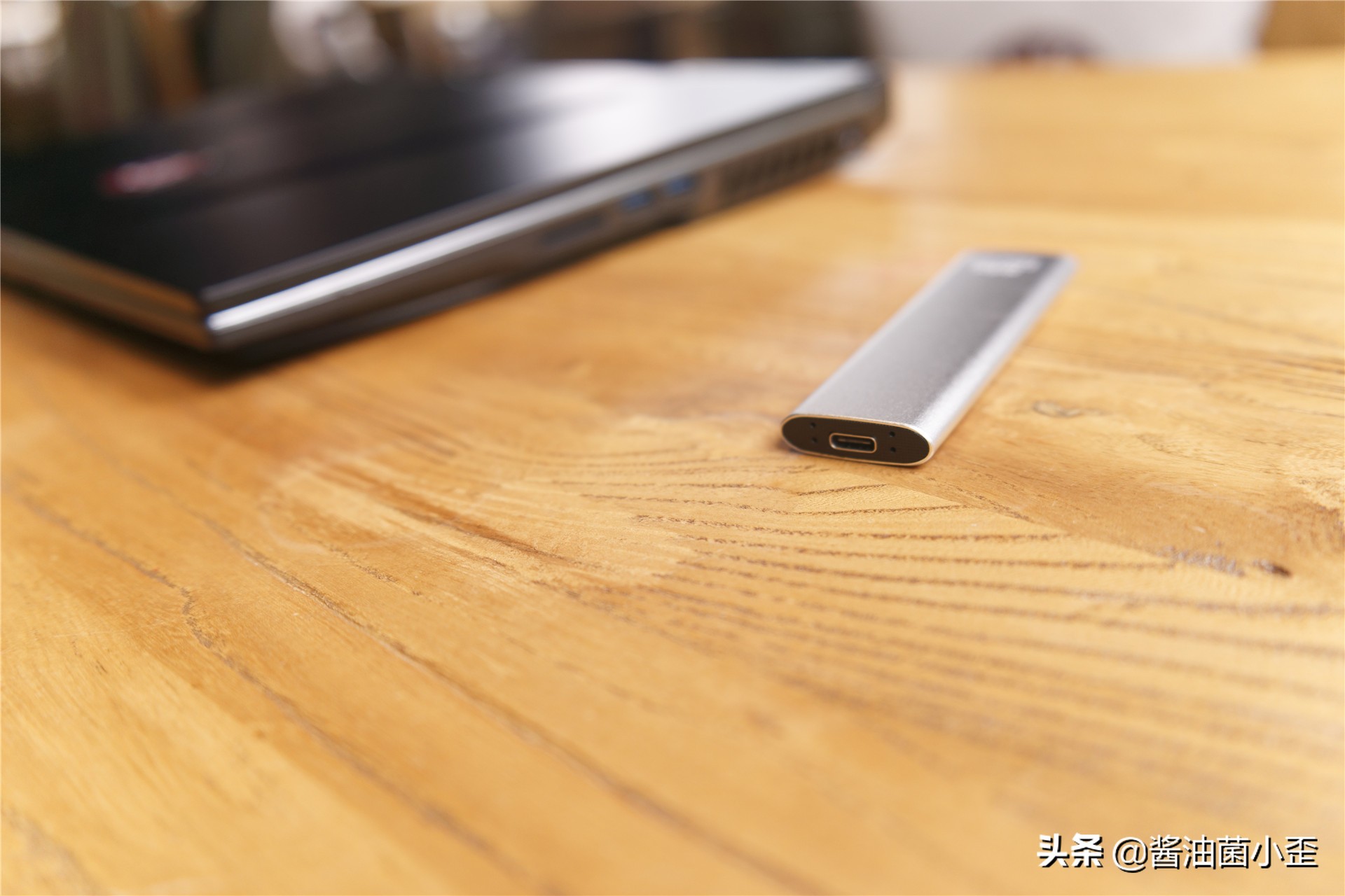 朗科移动固态硬盘1t,朗科z固态硬盘怎么样