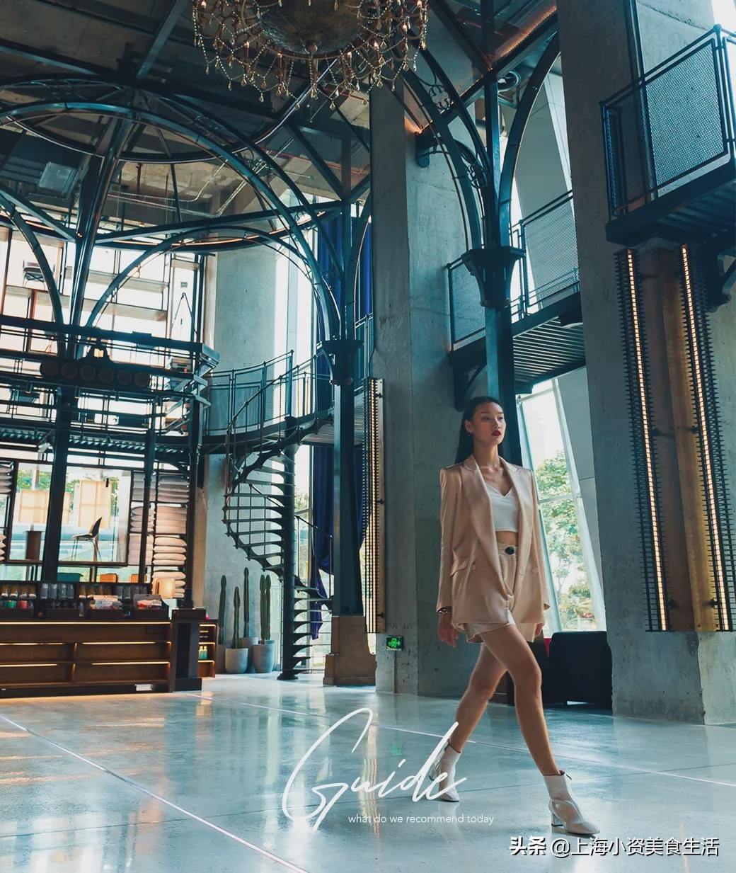 鐜颁唬鏃跺皻椋庡挅鍟″巺,鐜颁唬娼祦椋庡挅鍟″巺