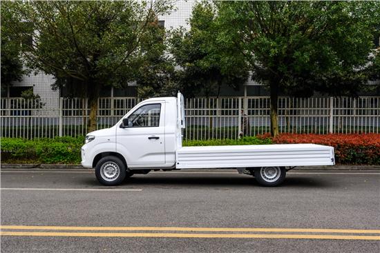 东风小康c71简介,东风小康c71和c72的区别