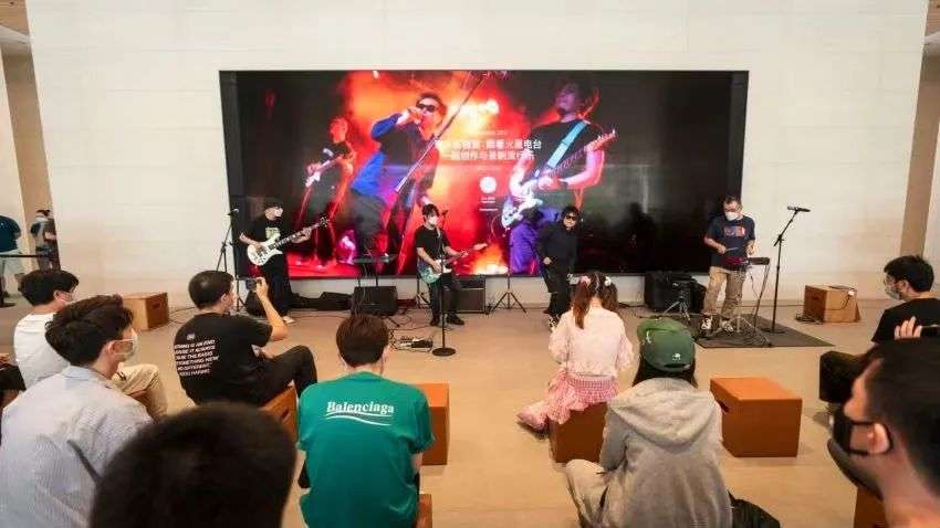 环球音乐最新股权,环球唱片收购百代唱片