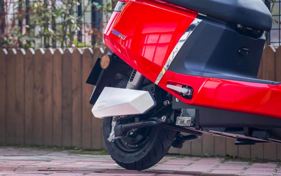 台铃新出48v能跑多远,台铃小刀哪个续航长