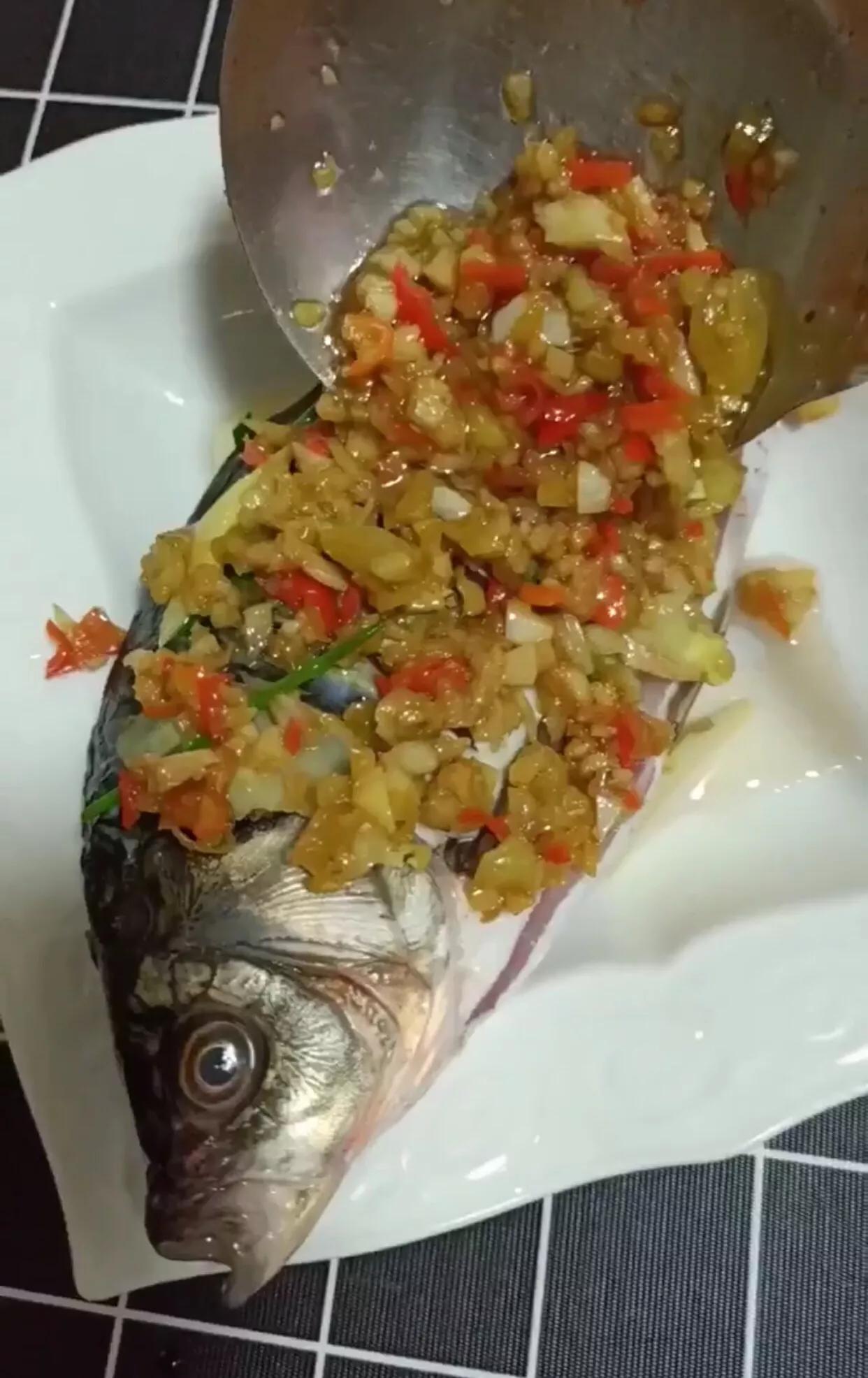 美食剁椒鱼的做法大全,做剁椒鱼剁椒酱直接用行不