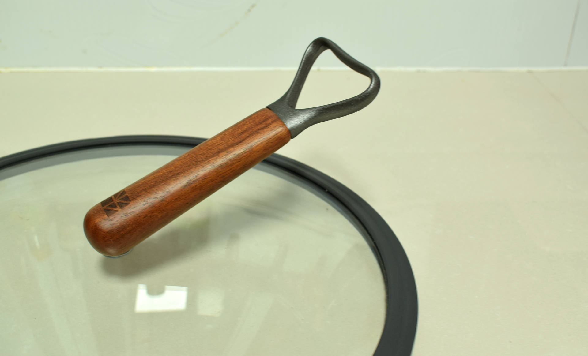 不沾油烟的炒菜锅,最好的炒菜铁锅推荐