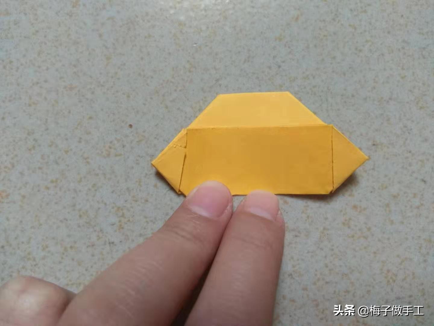 儿童手工折纸:沙发怎么折?桌子、椅子和沙发一套家具就是要整齐