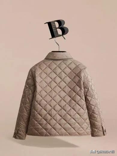 日系绗缝棉服穿搭,宽松绗缝棉服