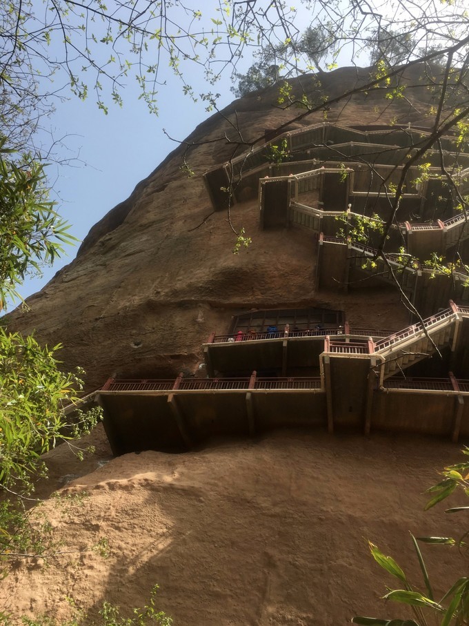 天水麦积山石窟是四大石窟吗,中国四大石窟麦积山风景区