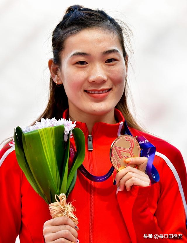 谢震业受伤针灸,谢震业及其女友