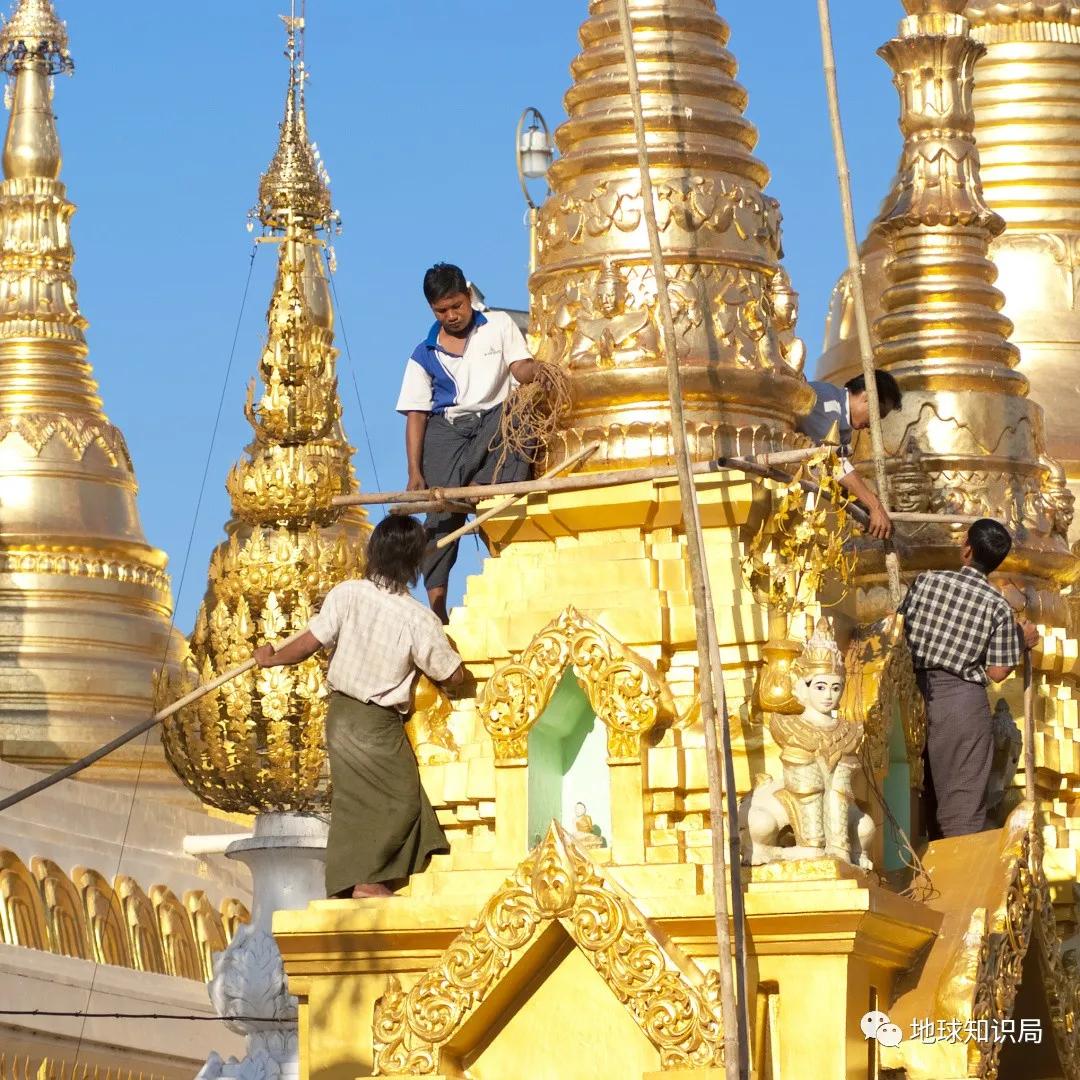 仰光大金塔金碧辉煌,缅甸大金塔贴金