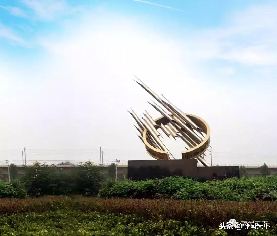 沧桑巨变五十年回望历史七绝,沧桑巨变国富民强