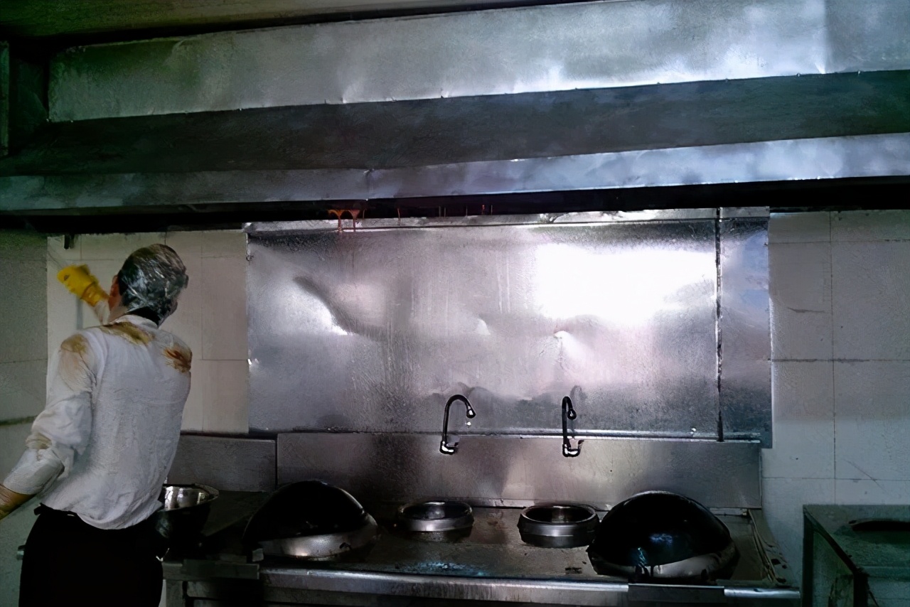 家庭厨房油烟管道消防安全,油烟管道安全