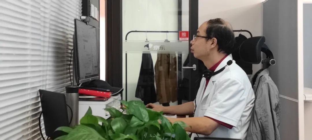 暴雨之后,断药的24小时