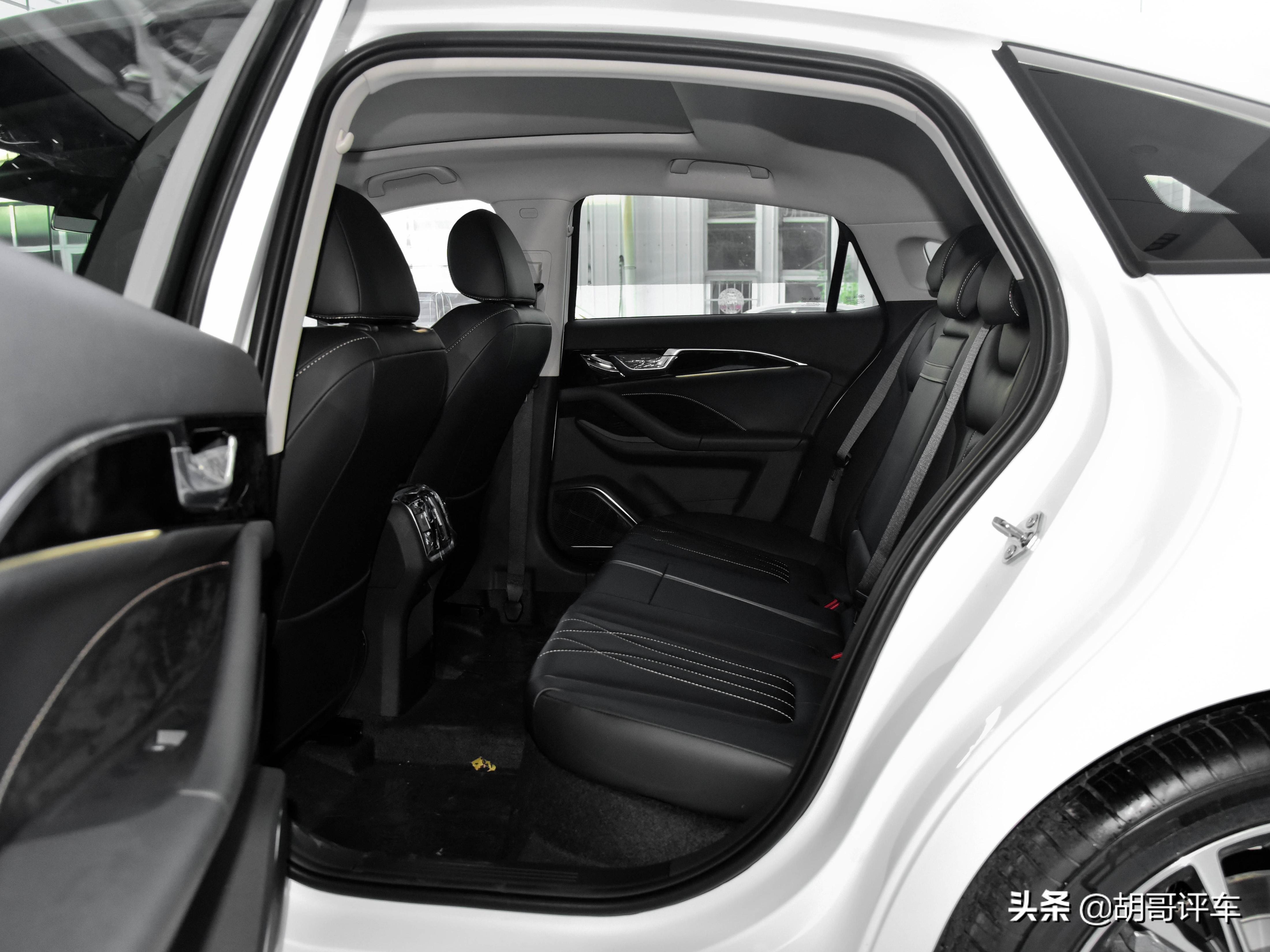 掀背尾门,掀背尾门的优点