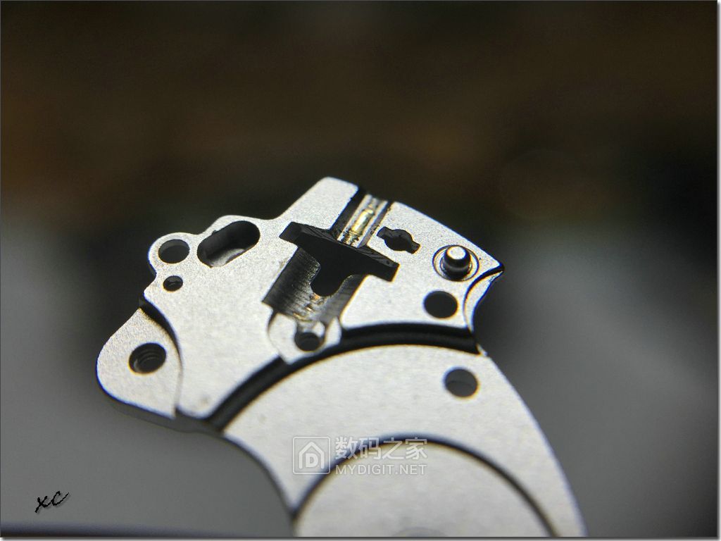 美度贝伦赛丽m8690真假对比图,美度贝伦赛丽m8690哪年上市的