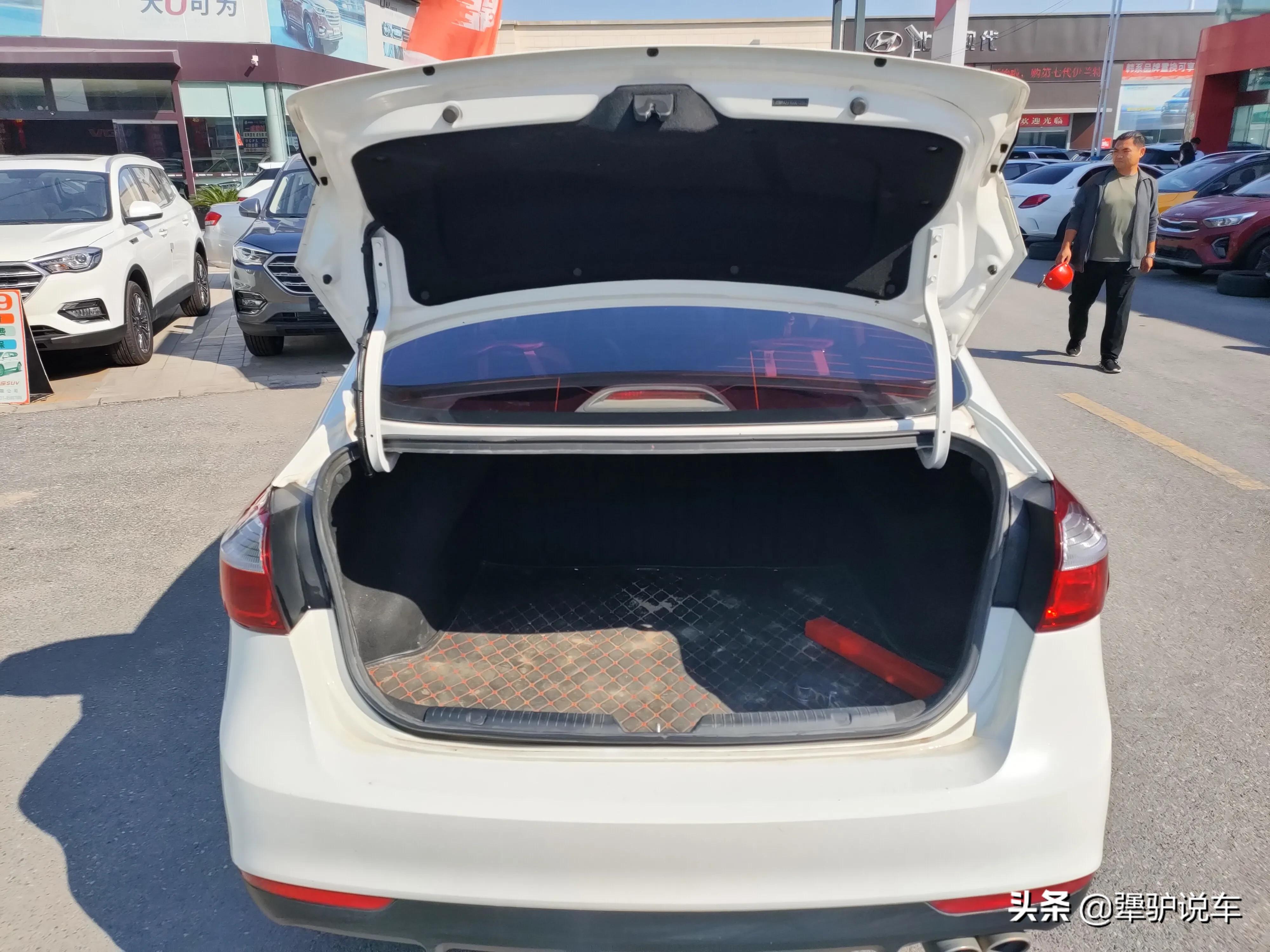 2016年起亚k3s二手车价格,2013起亚k3二手车能值多少钱