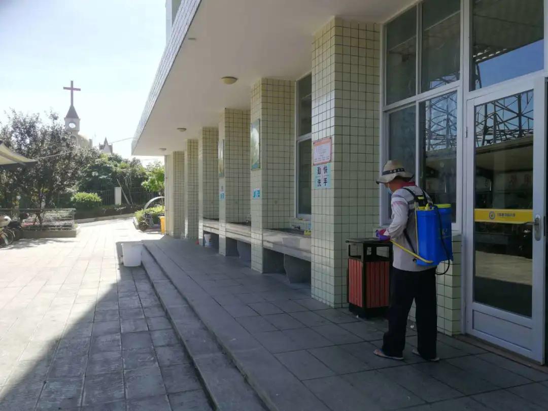 除四害,防疾病;勤消毒,抗疫情——记透堡中心小学除四害、抗疫情,防控进行时