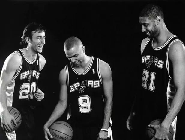 伦纳德离开猛龙后的战绩,伦纳德离开马刺去了哪