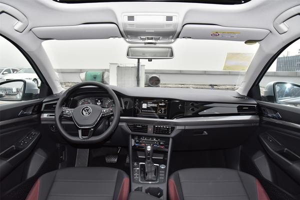 卡罗拉和宝来底盘对比,大众宝来1.5l和卡罗拉