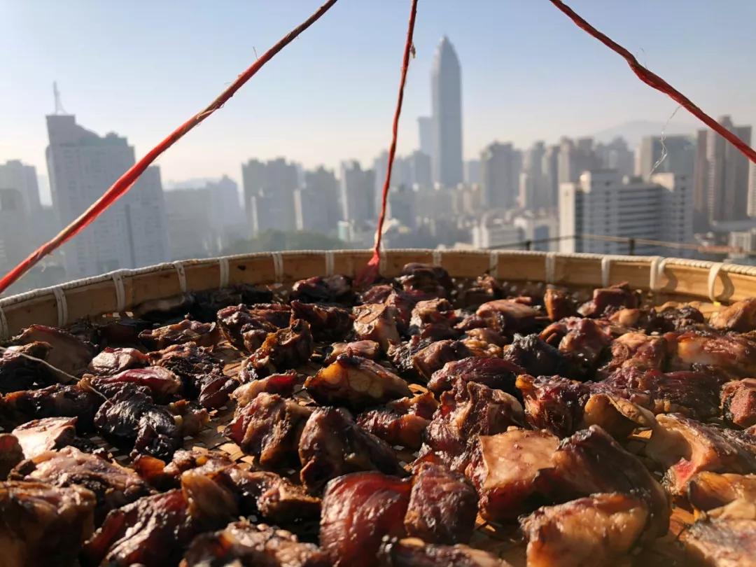 温州酱油肉晒起来购买,温州人晒的酱油肉