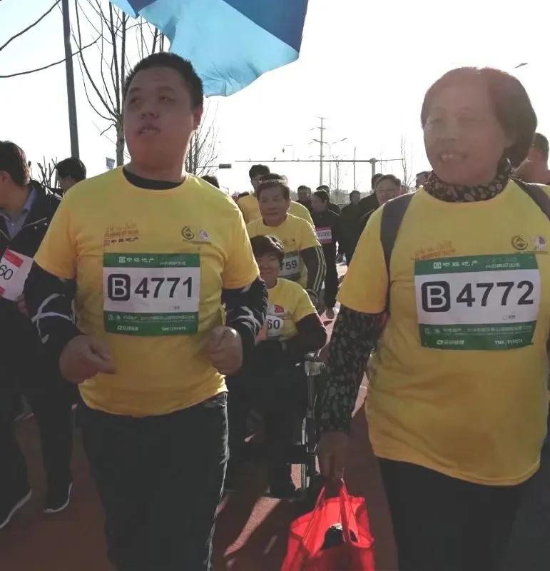 山东，年近70的单亲妈妈突然病倒入院，两个特殊孩子何去何从