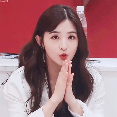 世上最年轻的婚纱女王,49岁全球最美婚纱女王