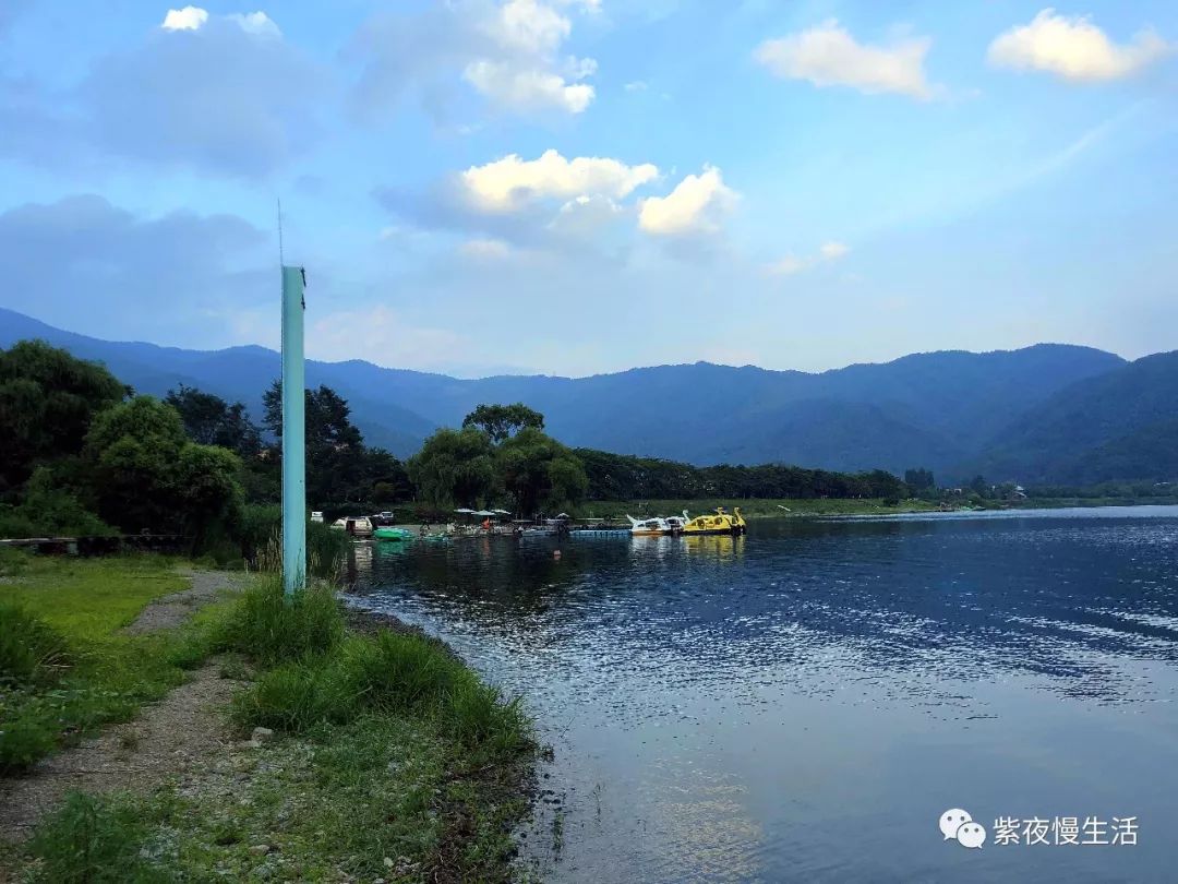 未见富士,幸运依在-秀峰阁湖月