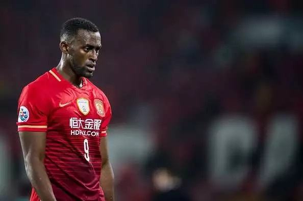 恒大标王退役了吗,恒大前巨星退役