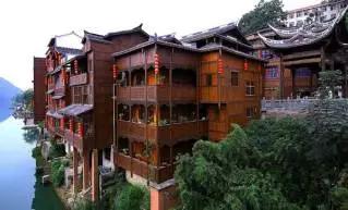 贵州凯里千户苗寨一人一日游,贵州游记之凯里西江千户苗寨