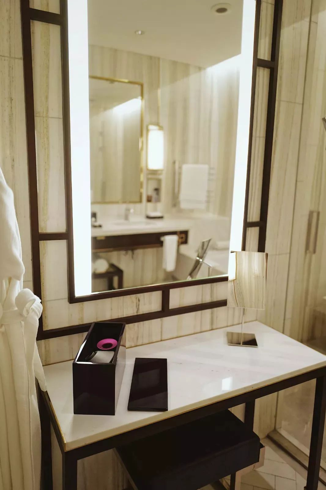 可以看到紫禁城日升月落的酒店，你来不来？