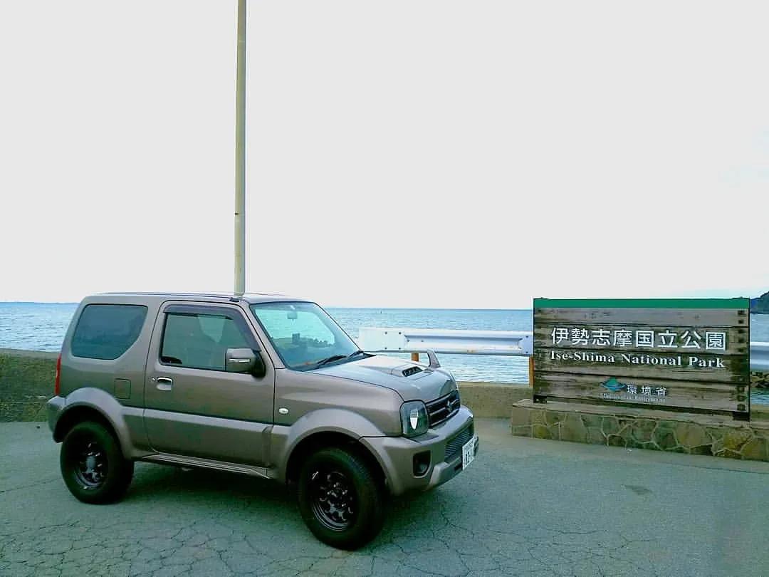 日本玩摩托车人手一辆,日本家庭一人工作养活一家人