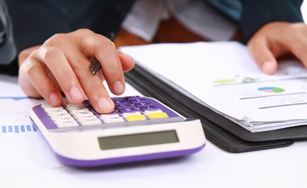 个体工商户开票200万专票怎么缴税,个体工商户与个人如何缴税