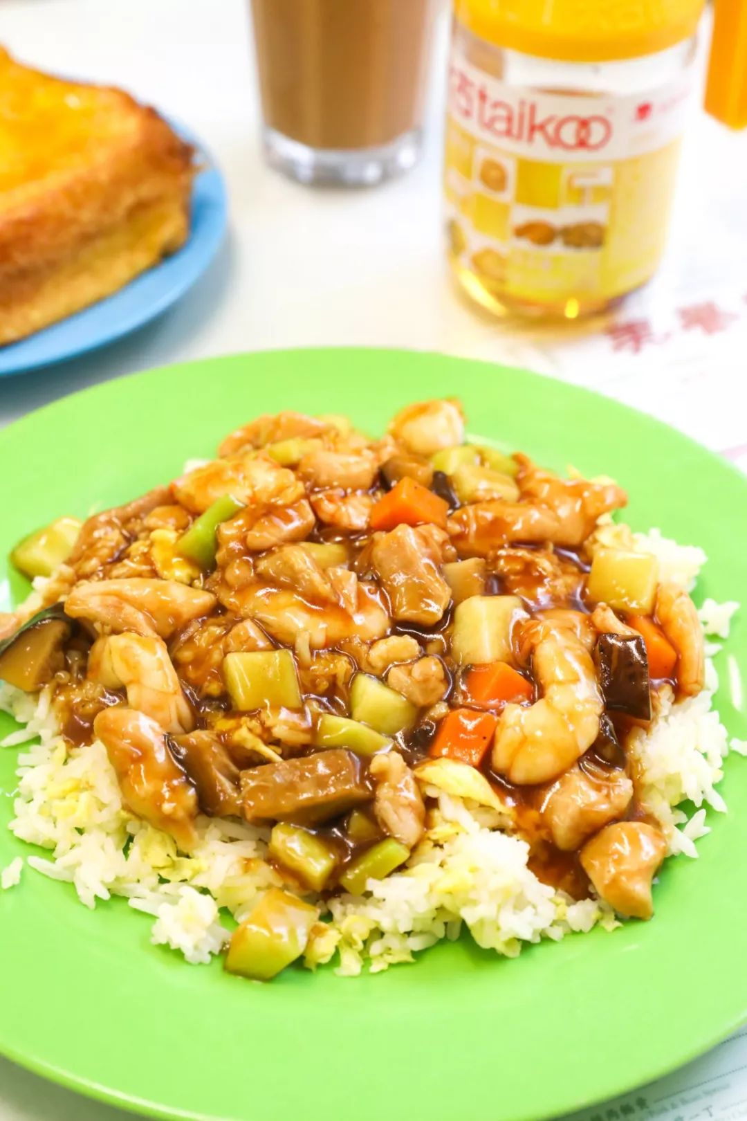 一筷子就能吃到香港，奶茶和西多士一定要安排