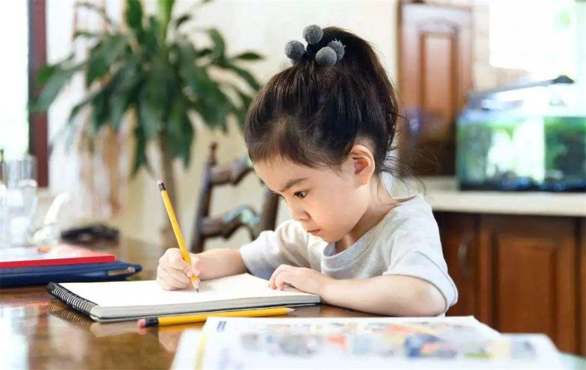 怎样提高孩子的专注力2岁,如何提高孩子专注力最有效的方法