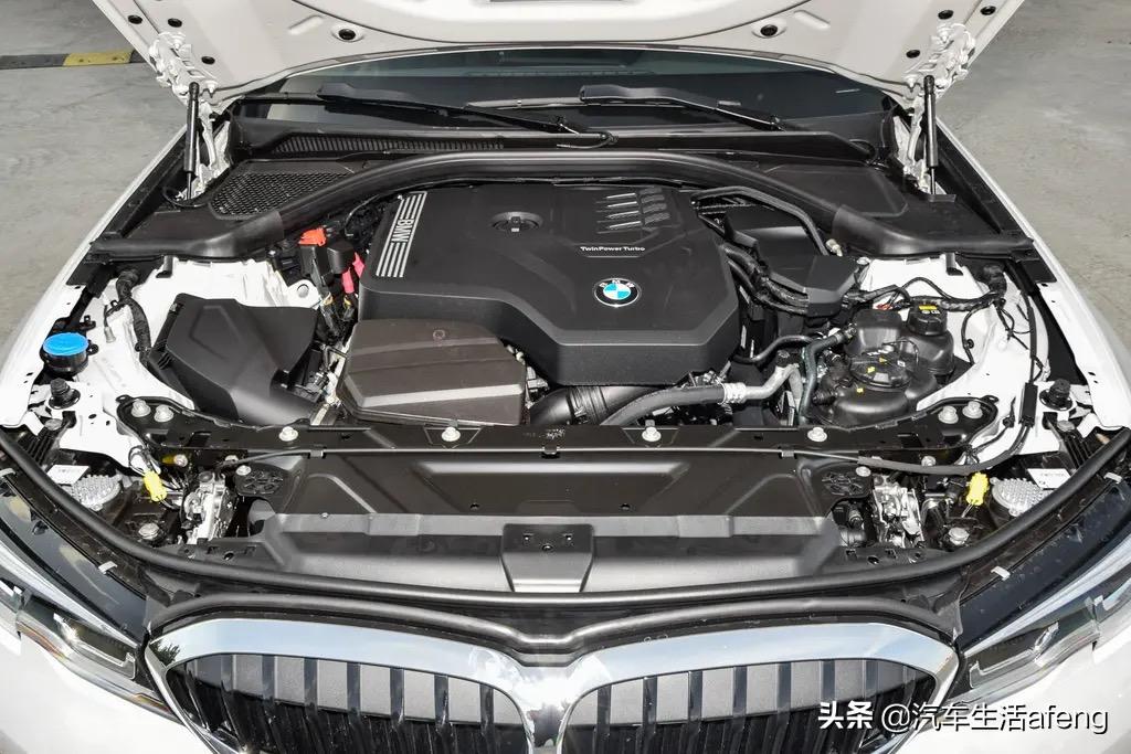 新宝马320li跟530对比,新宝马320长轴156匹马力够用吗