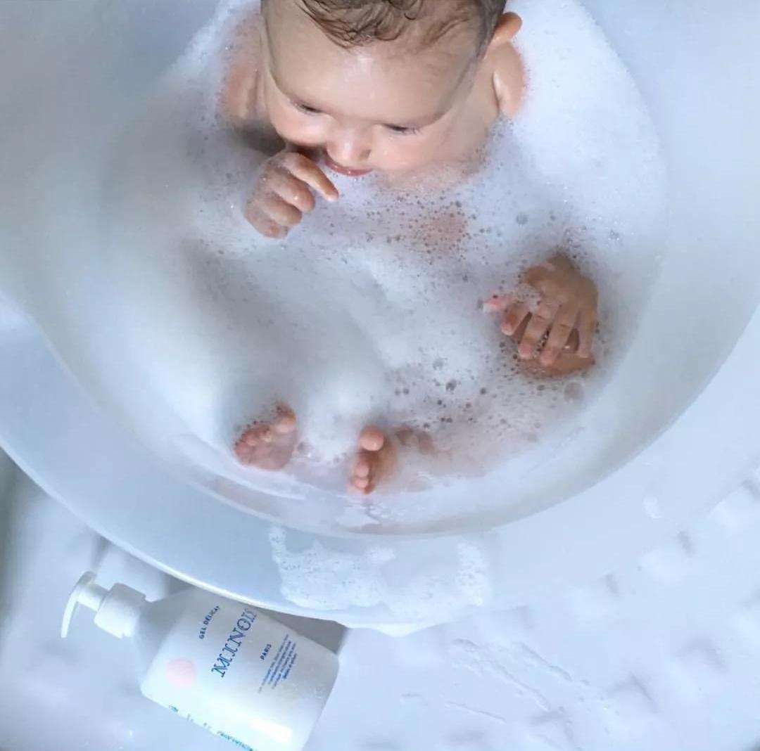 张嘉倪婴儿护肤,张嘉倪推孕期护肤品