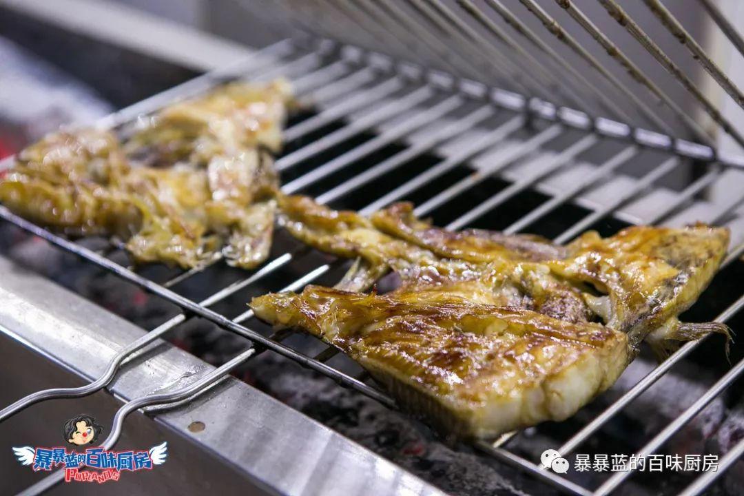 一天营业9小时左右的实体店,一天只营业2个小时的火锅店