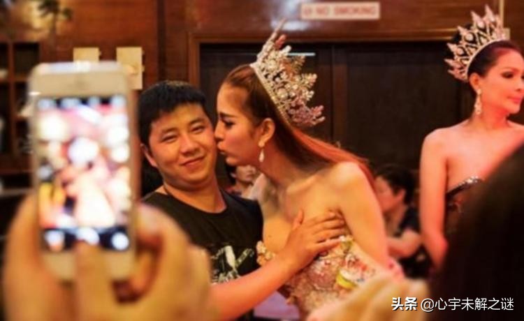 泰国人妖原本是男儿身，为何在接待男游客前，还要吃避孕药？