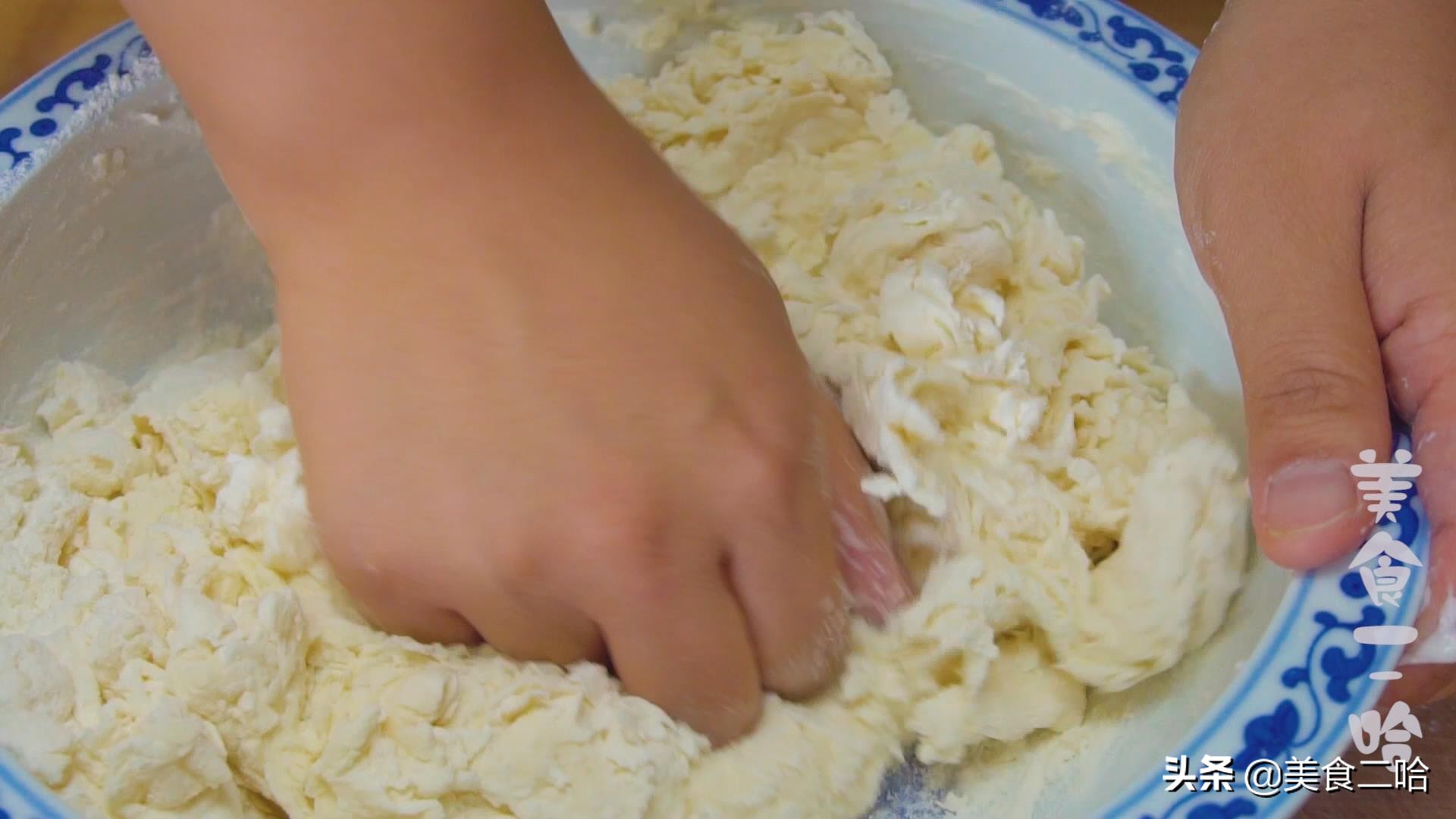 鲜肉饼按压破皮露馅怎么办,肉饼最好吃的做法不露馅不破皮