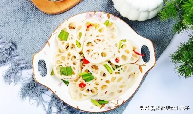 莲藕一焯水就变黑,莲藕一炒就变黑