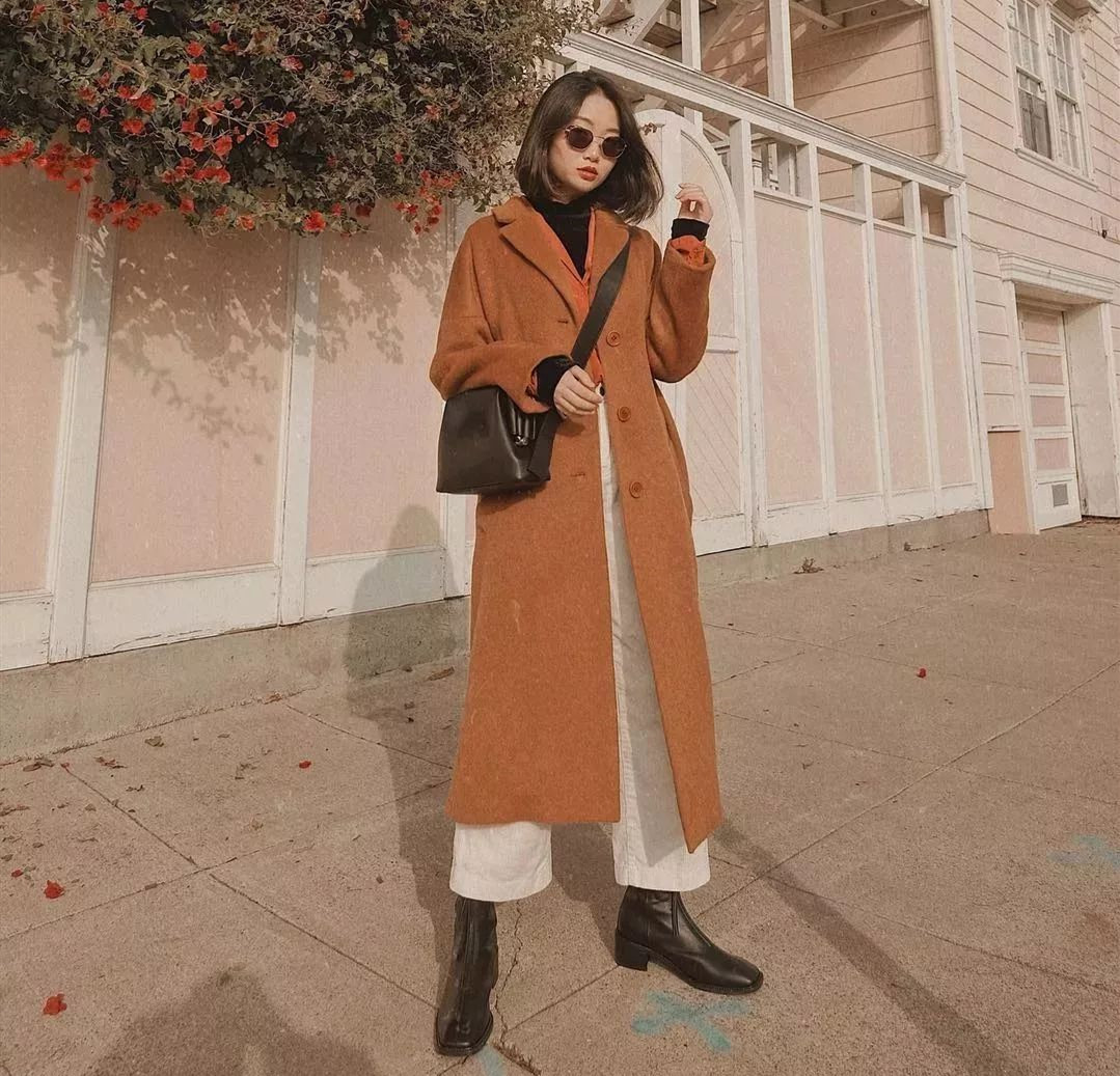 靴子裤子今年最流行的穿搭,裤子靴子秋冬这样穿时髦又保暖