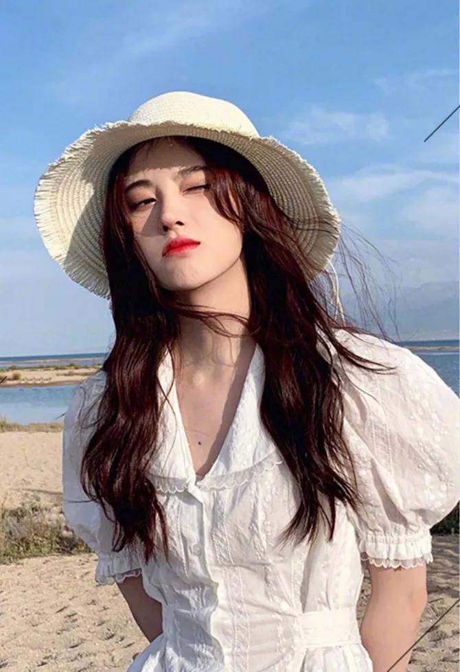 古力娜扎深v蓝色礼服和鞠婧祎,娜扎和鞠婧祎