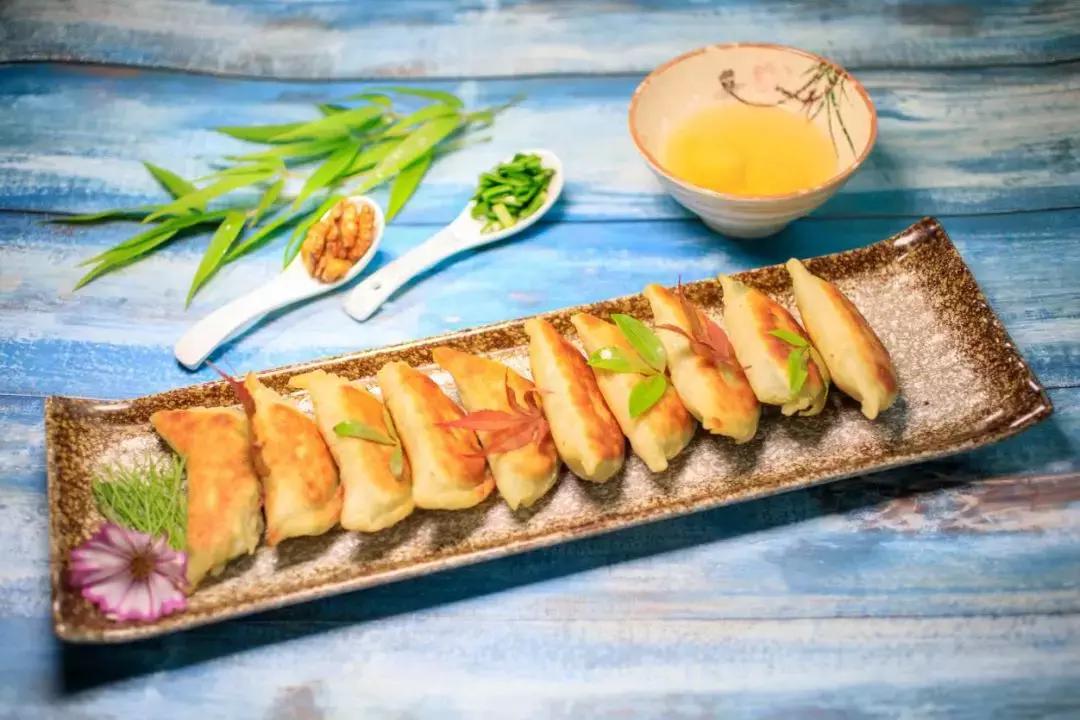 欢迎全国各地朋友到四川旅游做客,欢迎全国各地的朋友们来四川做客